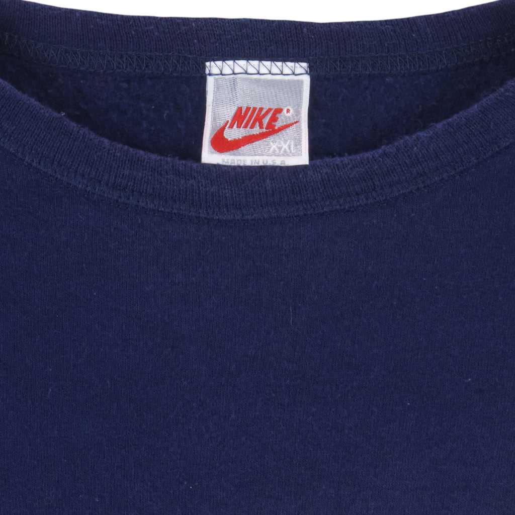 Reworked (Nike) - Classic Mini Swoosh Crew Neck Sweatshirt Large Vintage Retro