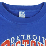 NBA (Artex) - Detroit Pistons World Champs T-Shirt 1990 Large Vintage Retro Basketball