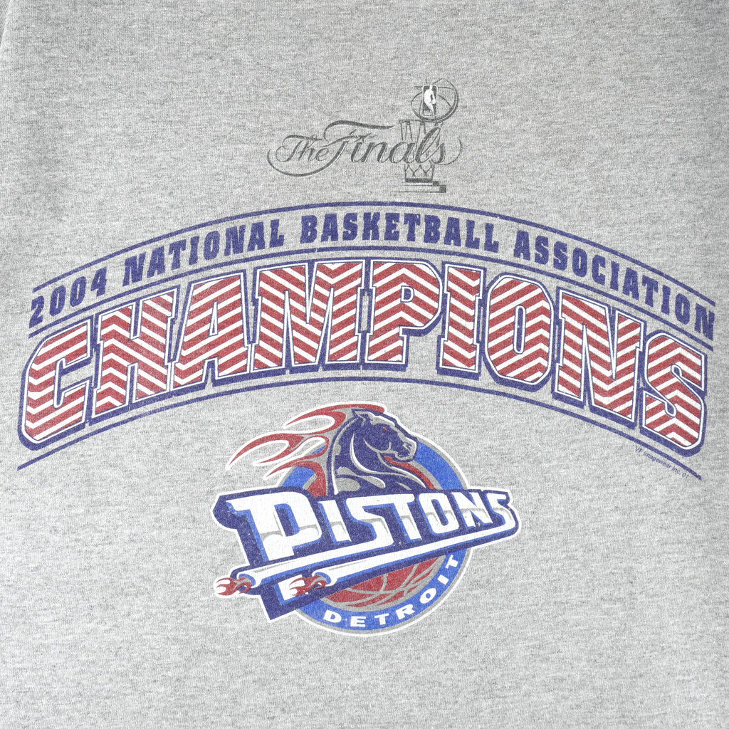 NBA (Tennessee River) - Detroit Pistons Champions T-Shirt 2004 Large Vintage Retro Basketball