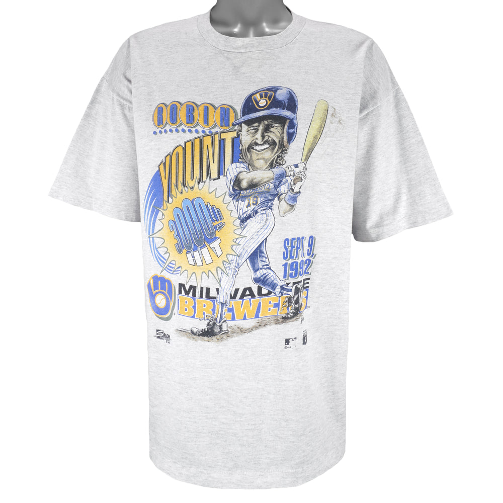 MLB (Salem) - Milwaukee Brewers Robin Yount Caricature T-Shirt 1992 X-Large Vintage Retro Baseball