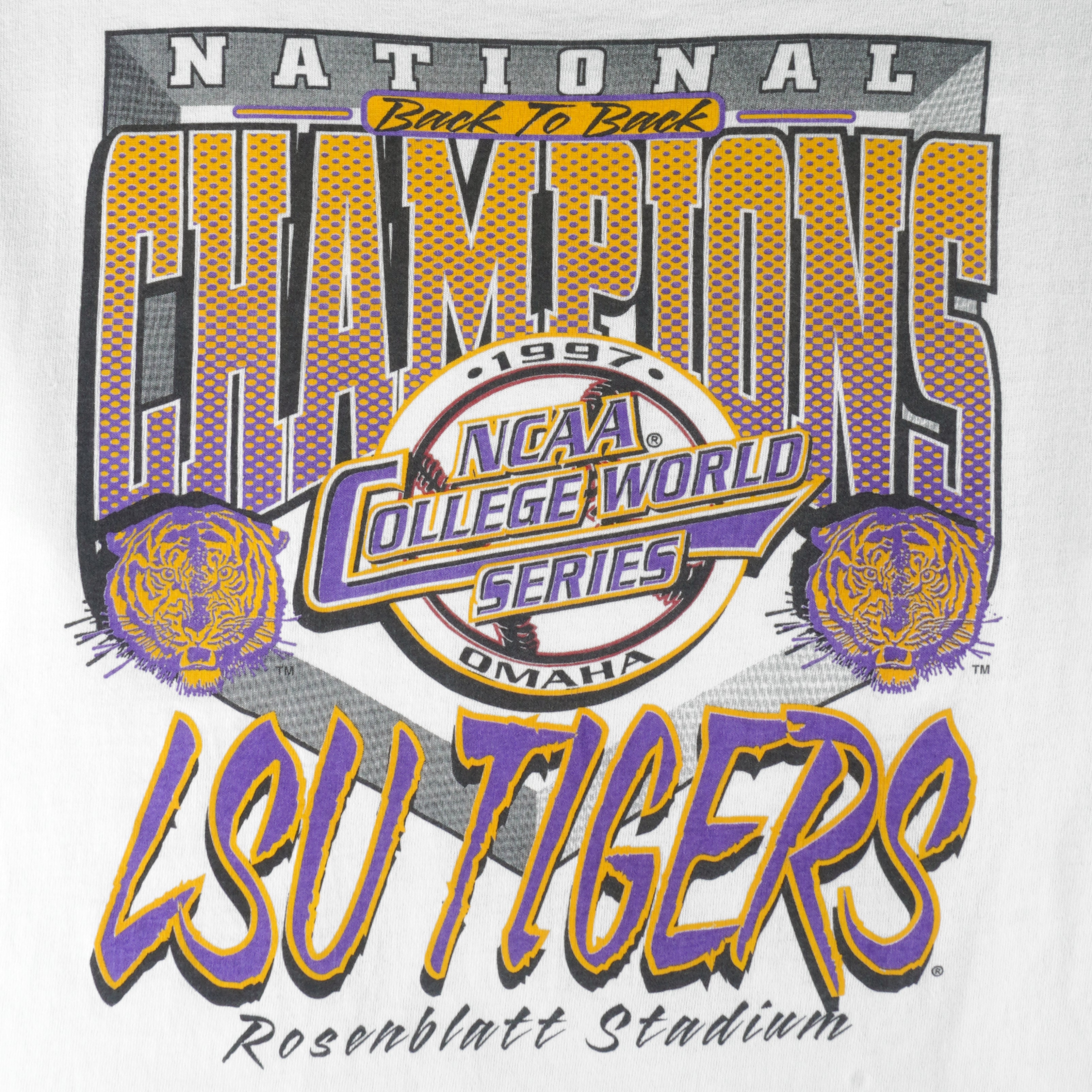 NCAA - LSU Tigers World Series Champions Single Stitch T-Shirt 1997 X-Large Vintage Retro College