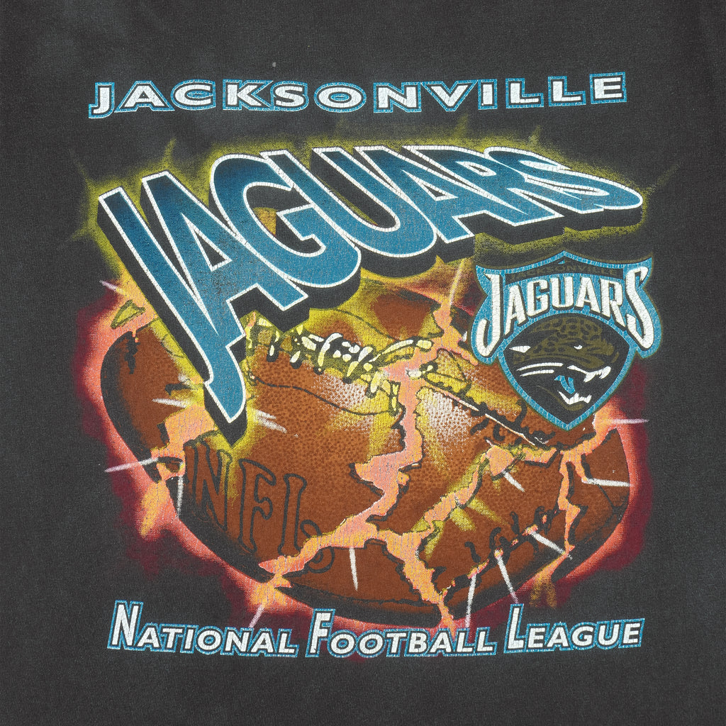 NFL (Logo 7) - Jacksonville Jaguars T-Shirt 1990s Large Vintage retro football