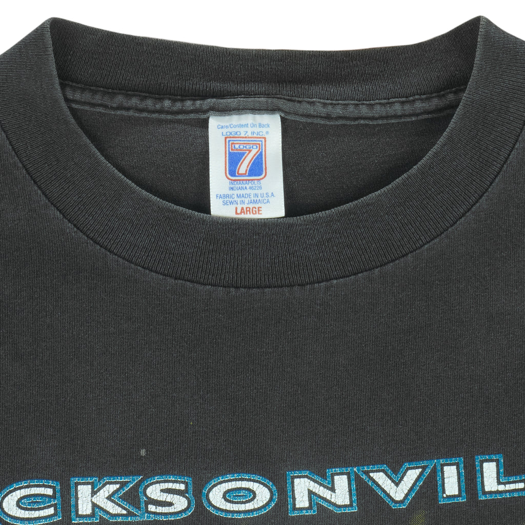 NFL (Logo 7) - Jacksonville Jaguars T-Shirt 1990s Large Vintage retro football