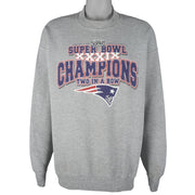 NFL - New England Patriots Super Bowl Champs 39th Sweatshirt 2005 Large Vintage Retro Football