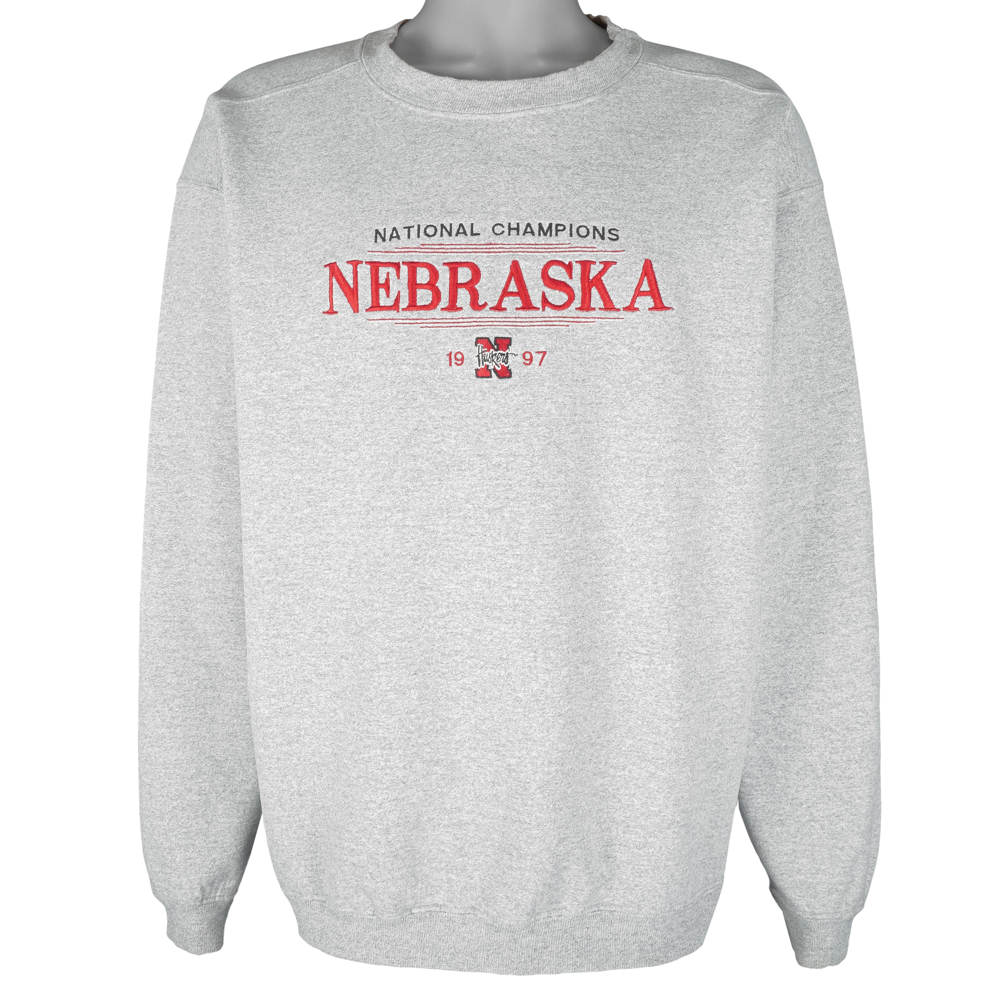 NCAA (The Cotton Exchange) - Nebraska Huskers Embroidered Sweatshirt 1997 Large Vintage Retro College