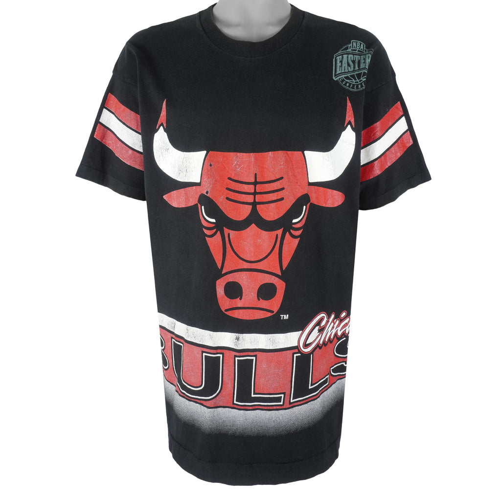 NBA (Salem) - Chicago Bulls T-Shirt 1990s X-Large Vintage Retro Basketball
