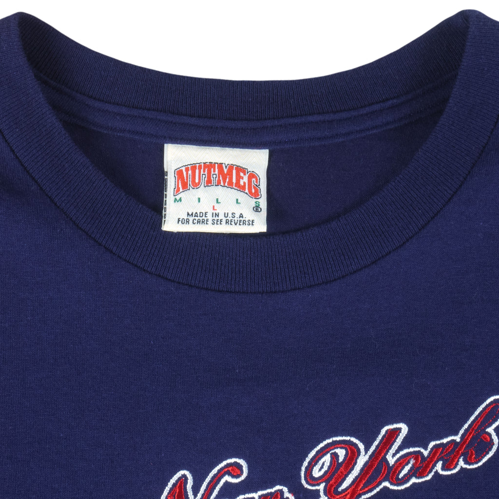 MLB (Nutmeg) - New York Yankees Locker Room Single Stitch T-Shirt 1991 Large Vintage Retro Baseball