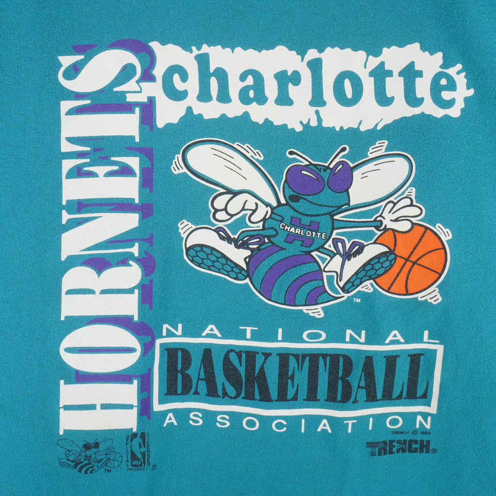 NBA (Trench) - Charlotte Hornets T-Shirt 1992 Large Vintage Retro Basketball