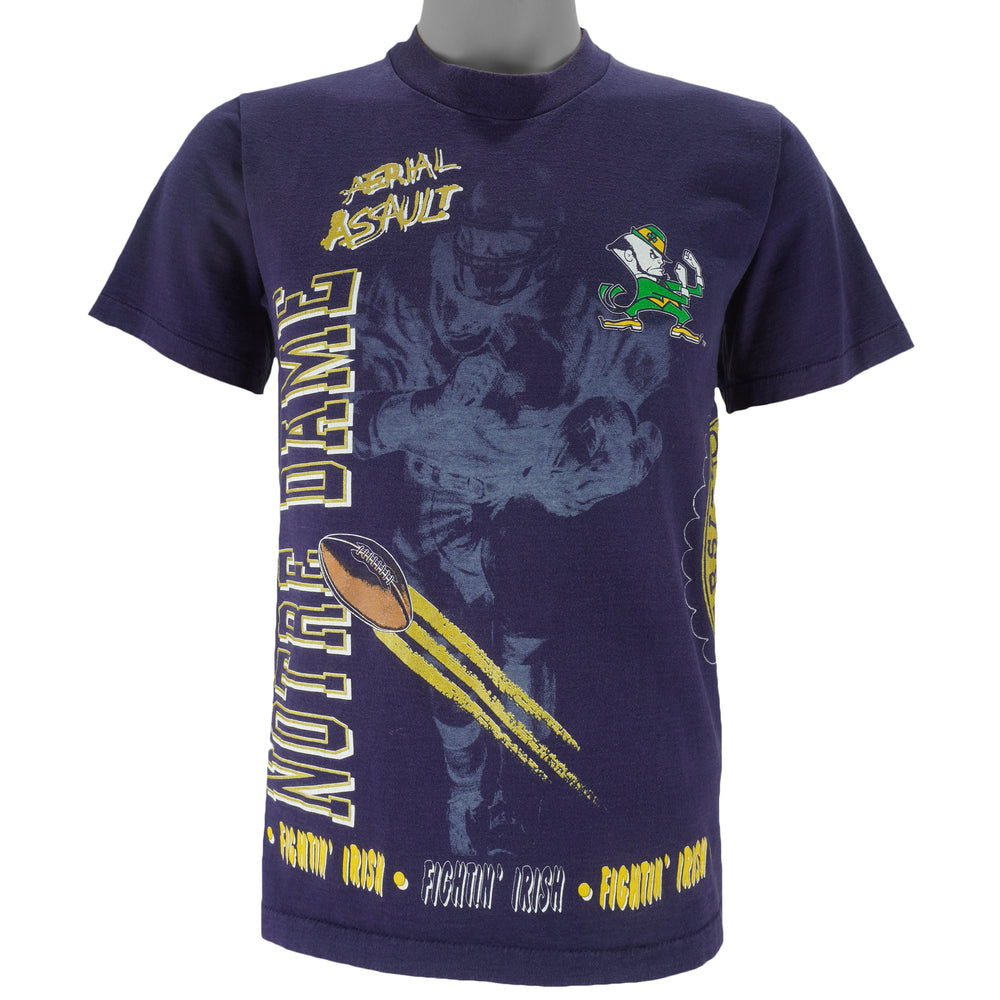 NCAA (Salem) - Notre Dame Fighting Irish Aerial Assault T-Shirt 1990s Medium Vintage Retro