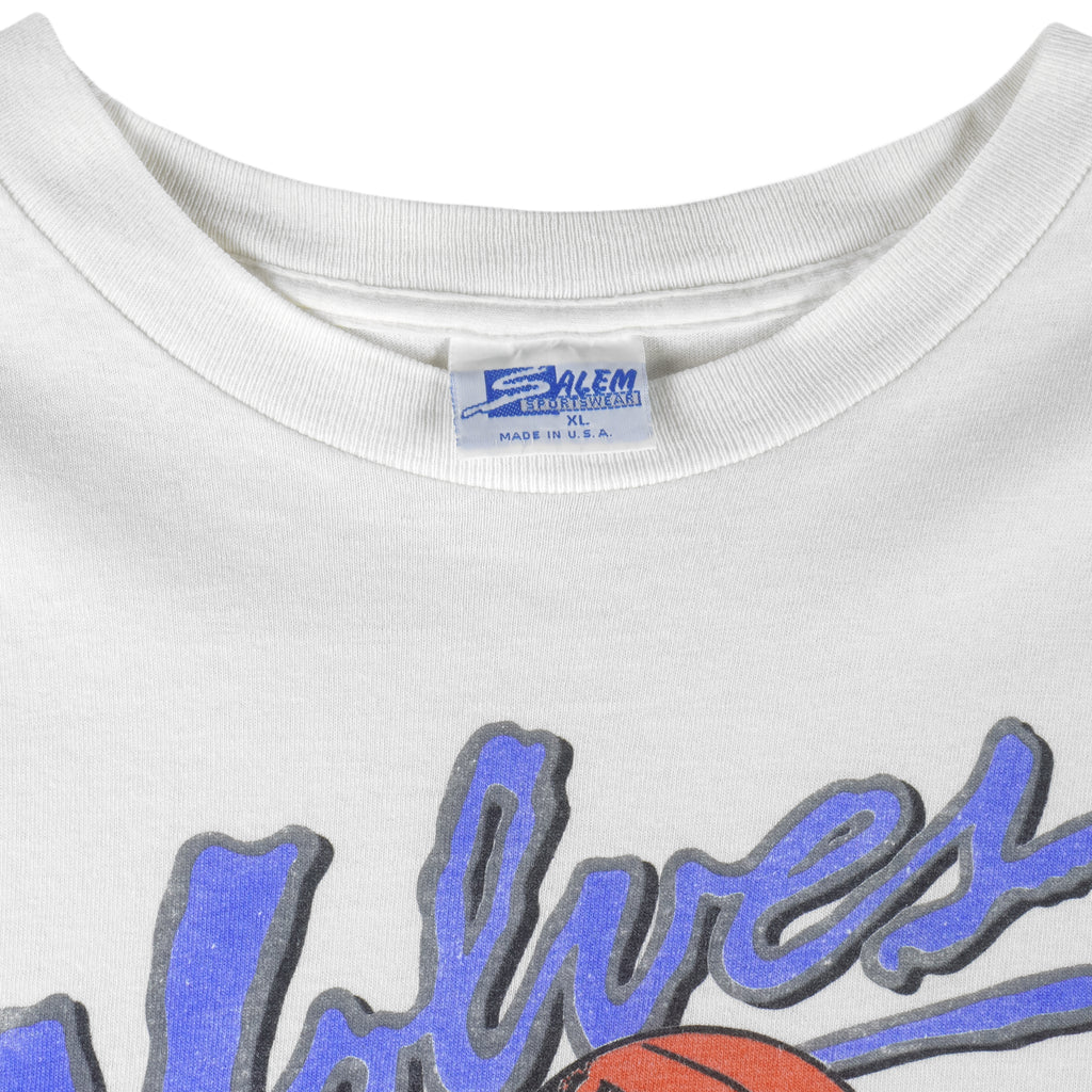 NBA (Salem) - Minnesota Timberwolves Spell-Out T-Shirt 1990s X-Large Vintage Retro Basketball