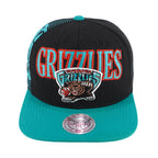 Vintage NBA (Mitchell & Ness) - Vancouver Grizzlies Adjustable Hat 2000s OSFA in black