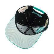 Vintage NBA (Mitchell & Ness) - Vancouver Grizzlies Adjustable Hat 2000s OSFA in black