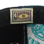 Vintage NBA (Mitchell & Ness) - Vancouver Grizzlies Adjustable Hat 2000s OSFA in black