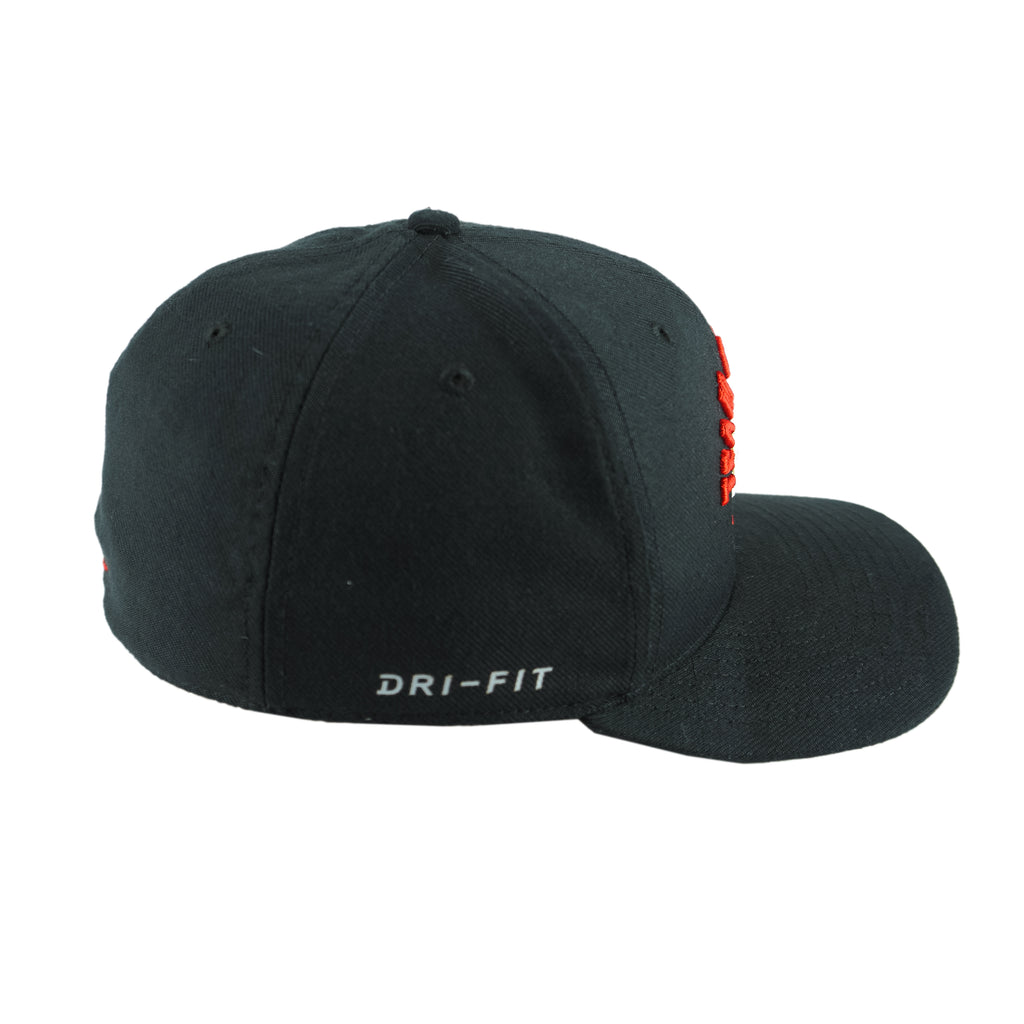 Nike - Team Canada Hockey Embroidered Hat 2000s Fitted Vintage Retro