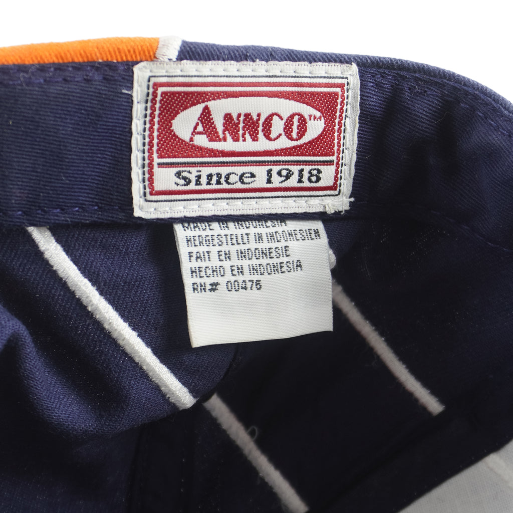 NFL (Annco) - Chicago Bears Embroidered Adjustable Hat 1990s OSFA Vintage Retro Football