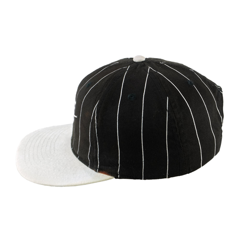 Nike - Embroidered Stripes Snapback Hat 1990s OSFA Vintage Retro