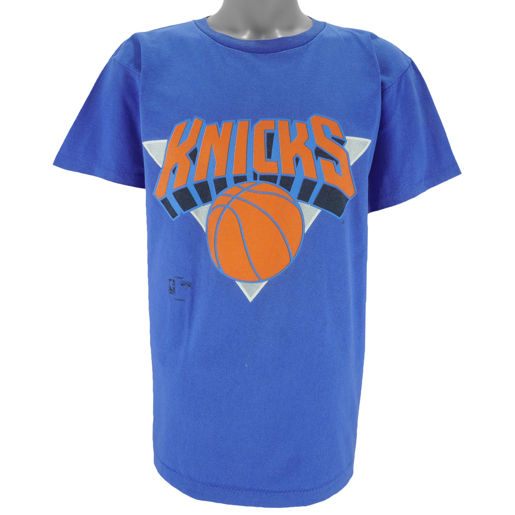 NBA (Salem) - New York Knicks Single Stitch T-Shirt 1990s Large vintage retro basketball