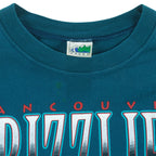 NBA (Waves) - Vancouver Grizzlies Spell-Out T-Shirt 1994 X-Large vintage retro basketball