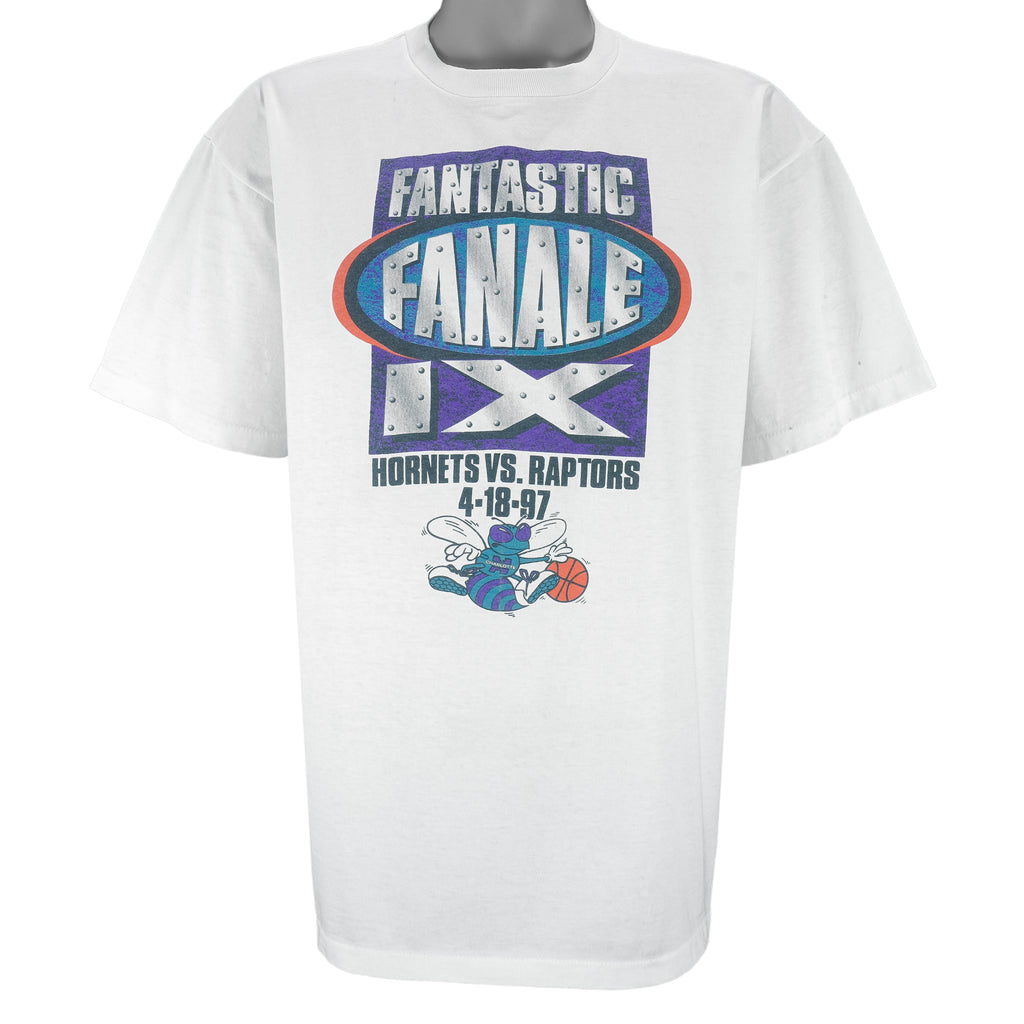 NBA - Charlotte Hornets VS Raptors Fantastic Finale T-Shirt 1990s X-Large