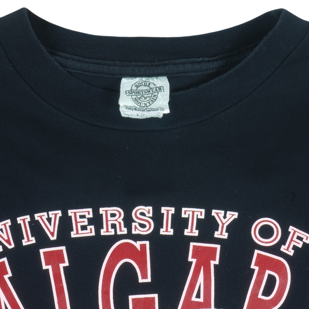 NCAA (Rocky) - Calgary University Dinos Basketball T-Shirt 1990s Large Vintage Retro