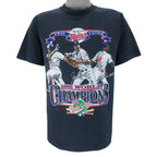 MLB (Nutmeg) - Minnesota Twins Triple Threat Chuck Knoblauch Kevin Tapani Kirby Puckett T-Shirt 1991 Large