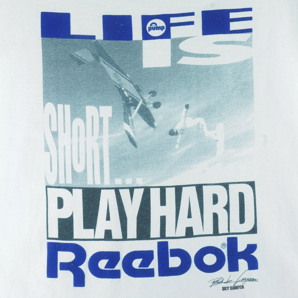Reebok - Life Is Short Play Hard Sky Surfer Patrick de Gayardon T-Shirt 1990s Large vintage retro