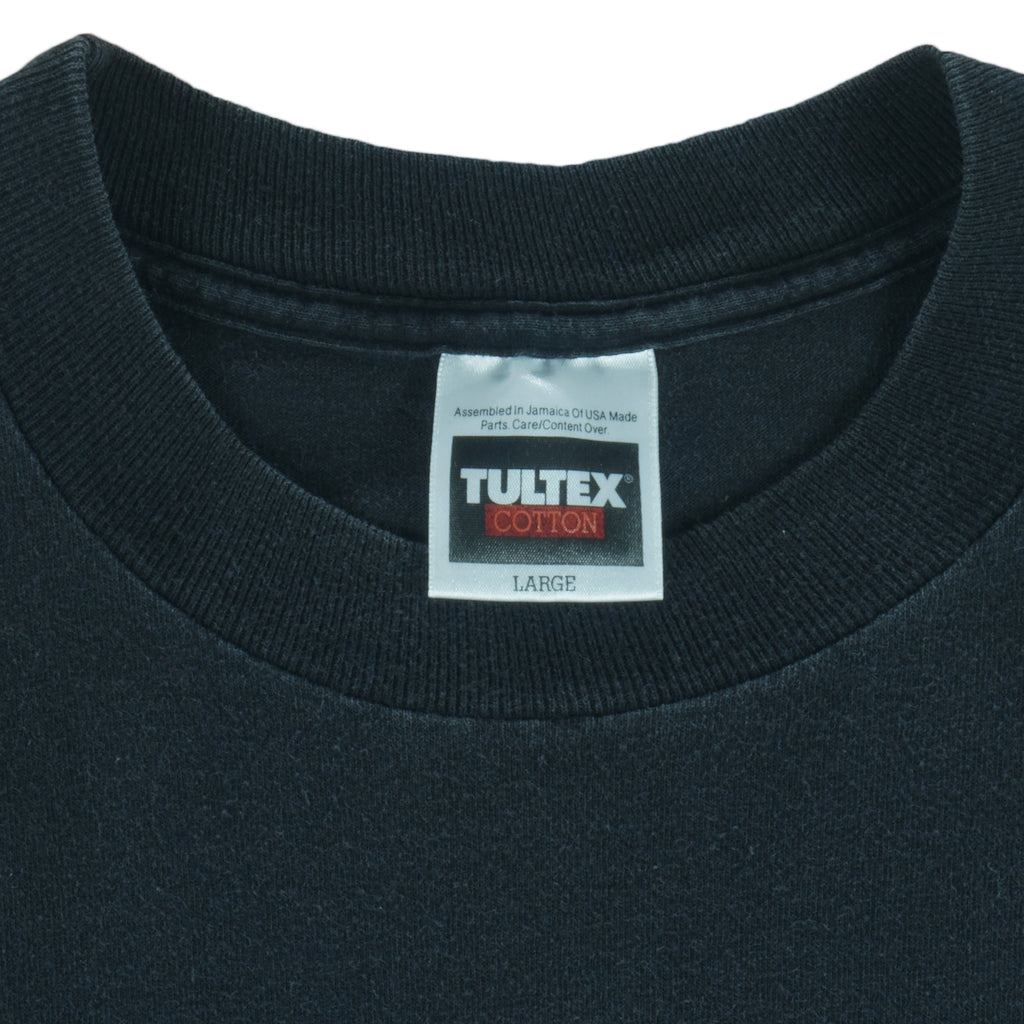Vintage (Tultex) - A Man's Man Is A God Man PK T-Shirt 1990s Large