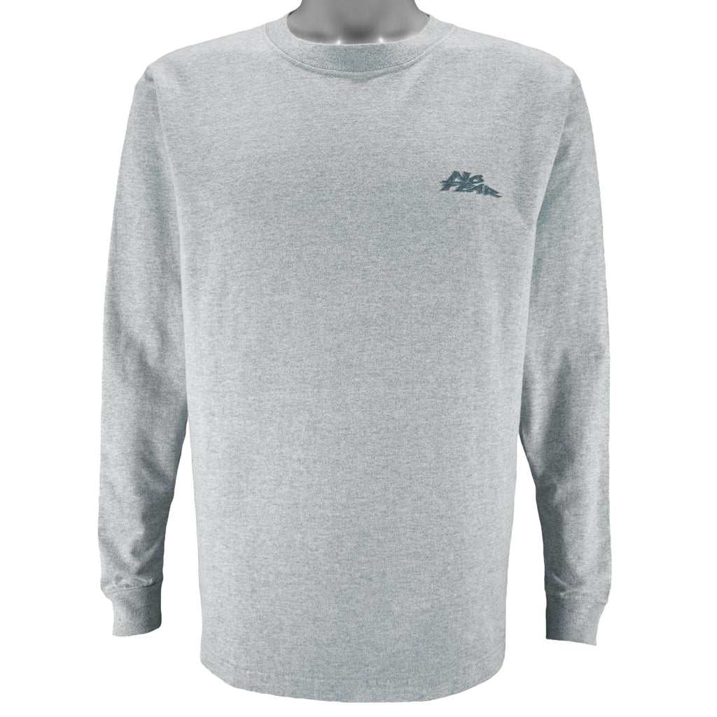 Vintage (No Fear) - Fear Is In The Eye Of The Beholder Long Sleeved Shirt Medium