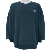 NBA (Russell Athletic) - New York Knicks Crew Neck Sweatshirt 1990s XX-Large vintage retro basketball