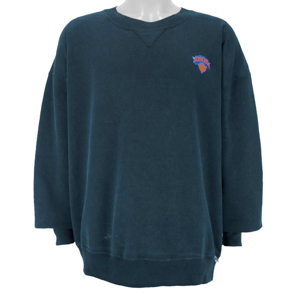 NBA (Russell Athletic) - New York Knicks Crew Neck Sweatshirt 1990s XX-Large vintage retro basketball