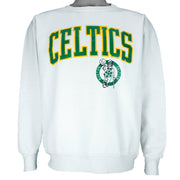NBA (Medallion) - Boston Celtics Crew Neck Sweatshirt 1990s Large Vintage Retro Basketball