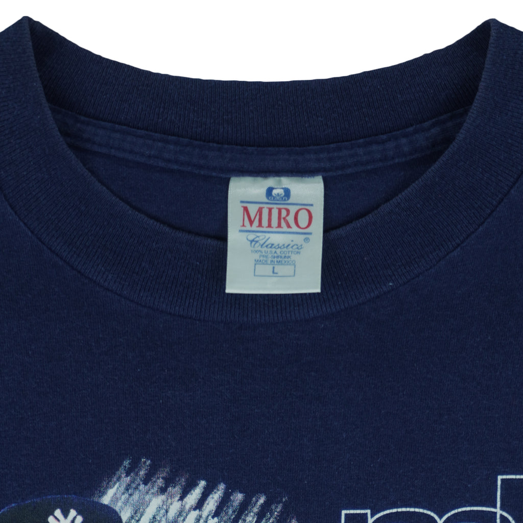 MLB - New York Yankees Derek Jeter T-Shirt 1999 Large Vintage Retro Baseball