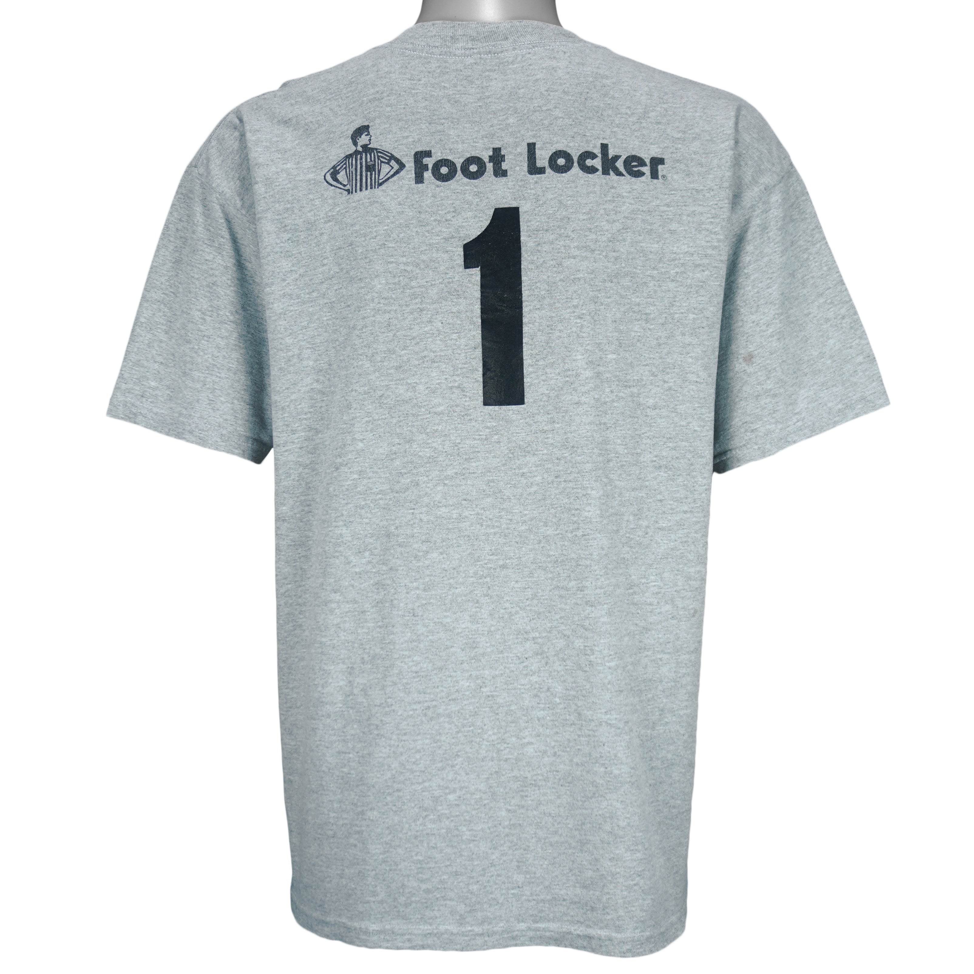 1990s vintage NBA New York Knicks Junior League T-Shirt from Jerzees. Grey in color with YMCA, Sprite, Knicks and Nike logos on front, Foot Locker logo on back, Large in size and is in excellent condition.