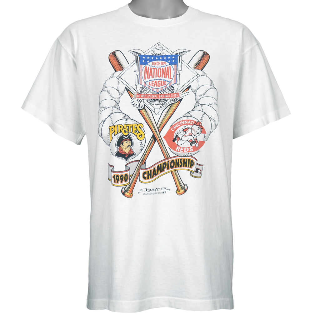 1990 vintage National League Championship Pittsburgh Pirates Vs Cincinnati Reds single stitch T-Shirt. White in color with Starter print, fits Large in size and is in excellent condition.