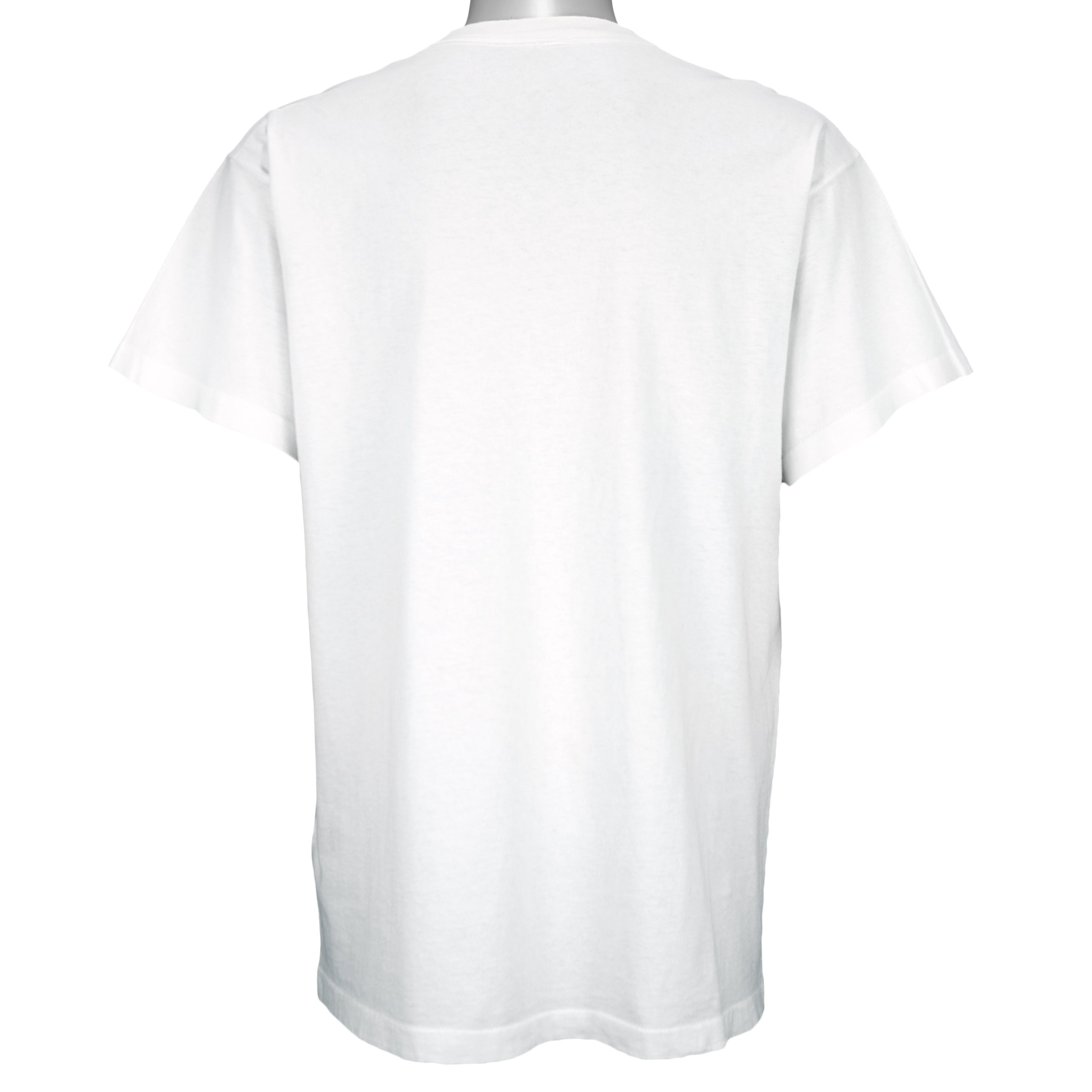 1990 vintage National League Championship Pittsburgh Pirates Vs Cincinnati Reds single stitch T-Shirt. White in color with Starter print, fits Large in size and is in excellent condition.
