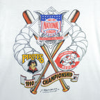 1990 vintage National League Championship Pittsburgh Pirates Vs Cincinnati Reds single stitch T-Shirt. White in color with Starter print, fits Large in size and is in excellent condition.