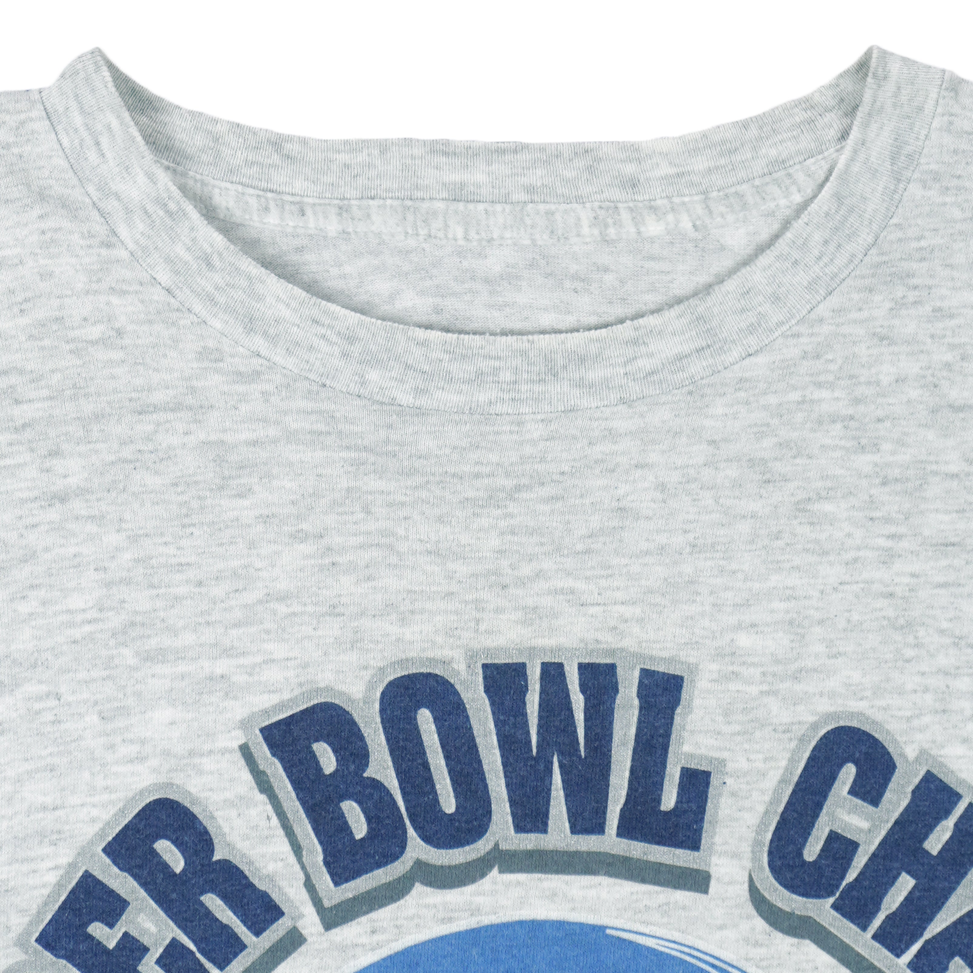 1993 vintage NFL Dallas Cowboys Super Bowl XXVII Champions T-Shirt. Grey in color with spell-out "How 'Bout them Cowboys" and helmet printed on front, fits Large in size and in excellent condition.