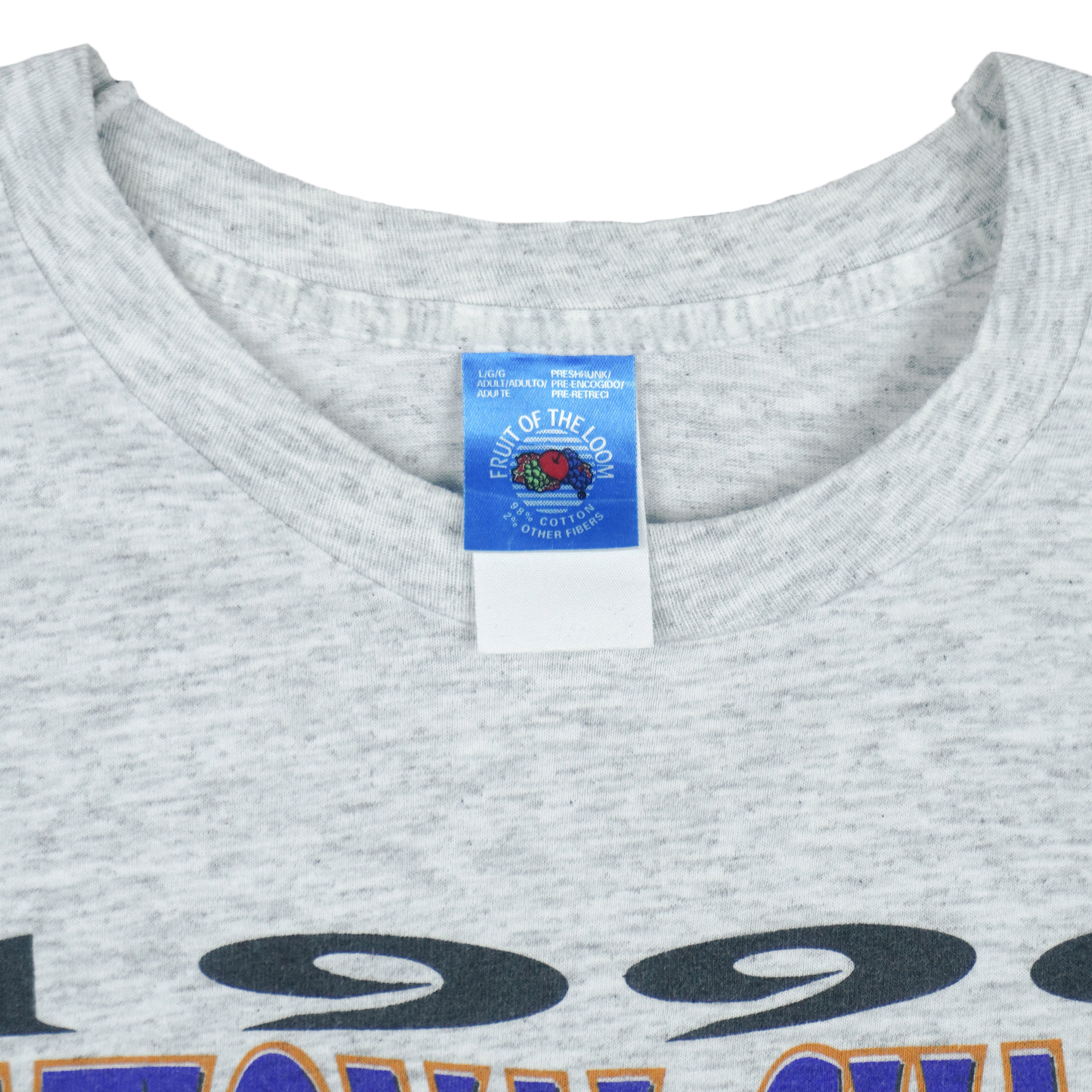 1996 vintage NCAA Kentucky Wildcats National Champions T-Shirt. Grey in color, Large in size and is in excellent condition.