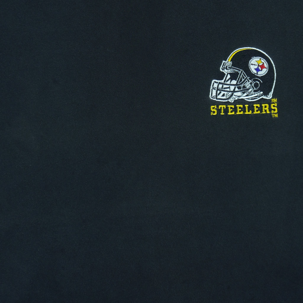 1990s vintage NFL Pittsburgh Steelers embroidered T-Shirt by Logo Athletic. Black in color with patch above right breast and on left sleeve, fits X-Large and is in excellent condition.