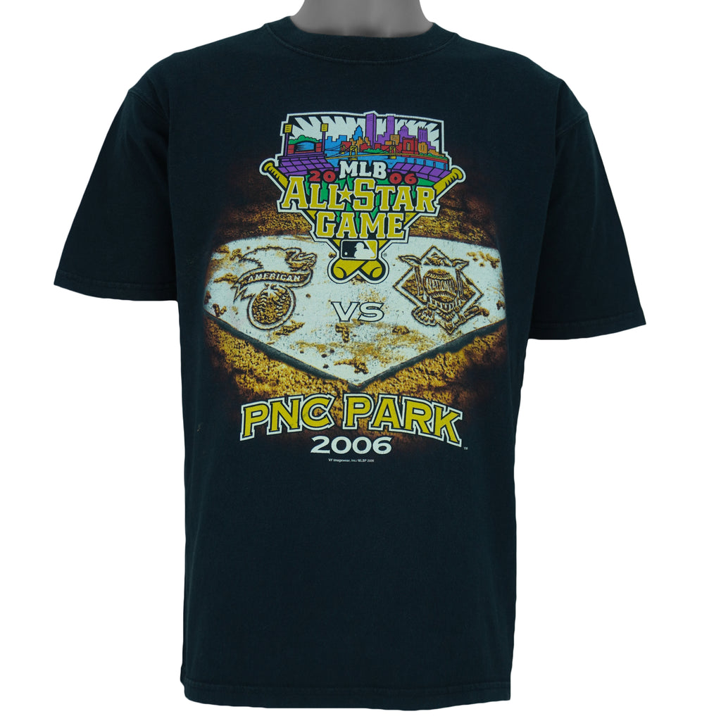 2006 Vintage MLB All-Star Game at PNC Park T-Shirt by Lee Sport. Black in color with American League and National League logos on front, Large in size and is in excellent condition.