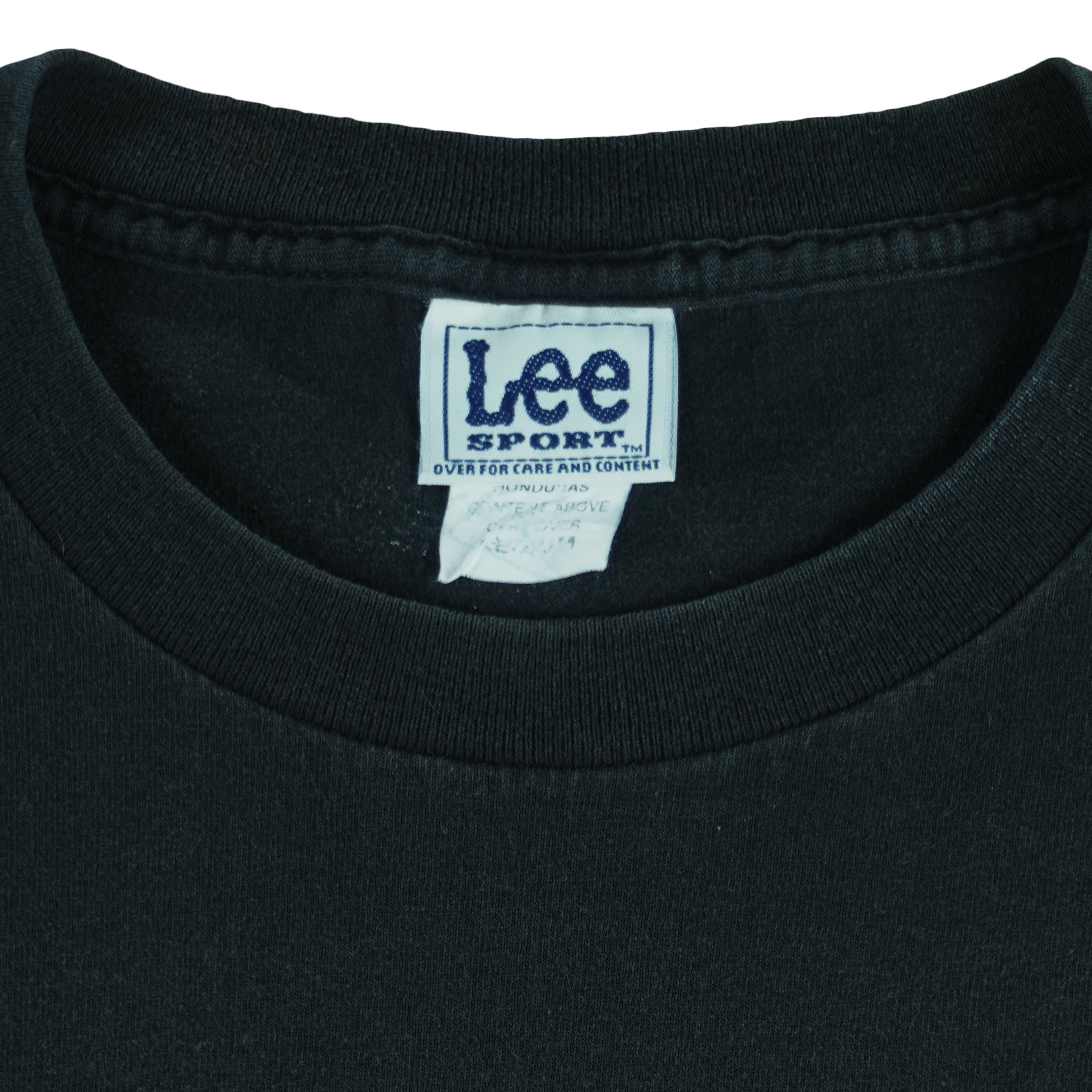 2001 vintage MLB Arizona Diamondbacks World Series Champions T-Shirt by Lee Sport. Black in color with spell-out and trophy graphic by Imagewear on front. Medium in size and is in excellent condition.