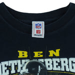 2000s vintage NFL Pittsburgh Steelers quarterback Ben Roethlisberger T-Shirt by NFLPlayers. Black in color with player image, signature and helmet graphic on front, fits Medium in size and is in excellent condition.