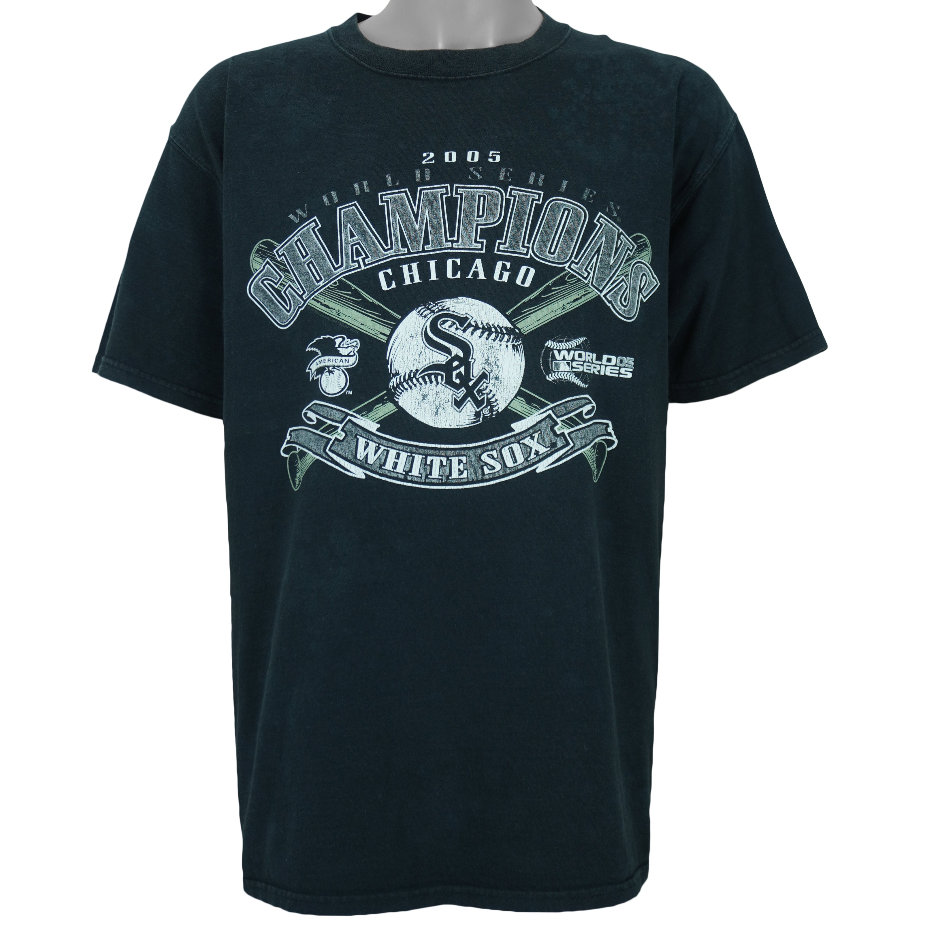 2005 vintage MLB Chicago White Sox World Series Champions spell-out T-Shirt by CSA. Black in color with crossed baseball bats and and team logo on front, Large in size and is in excellent condition.