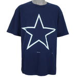 1995 vintage NFL Dallas Cowboys T-shirt by Logo 7. Dark blue in color with large star logo on front, fits X-Large in size and in excellent condition.