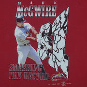 MLB (Unique) - St. Louis Cardinals Mark McGwire Home Run T-Shirt 1998 Medium