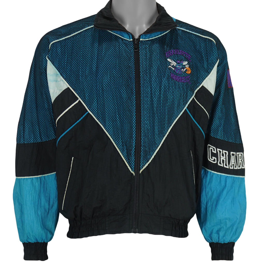 NBA (Pro Player) - Charlotte Hornets Embroidered Logo Windbreaker 1990s Small Vintage Retro Basketball