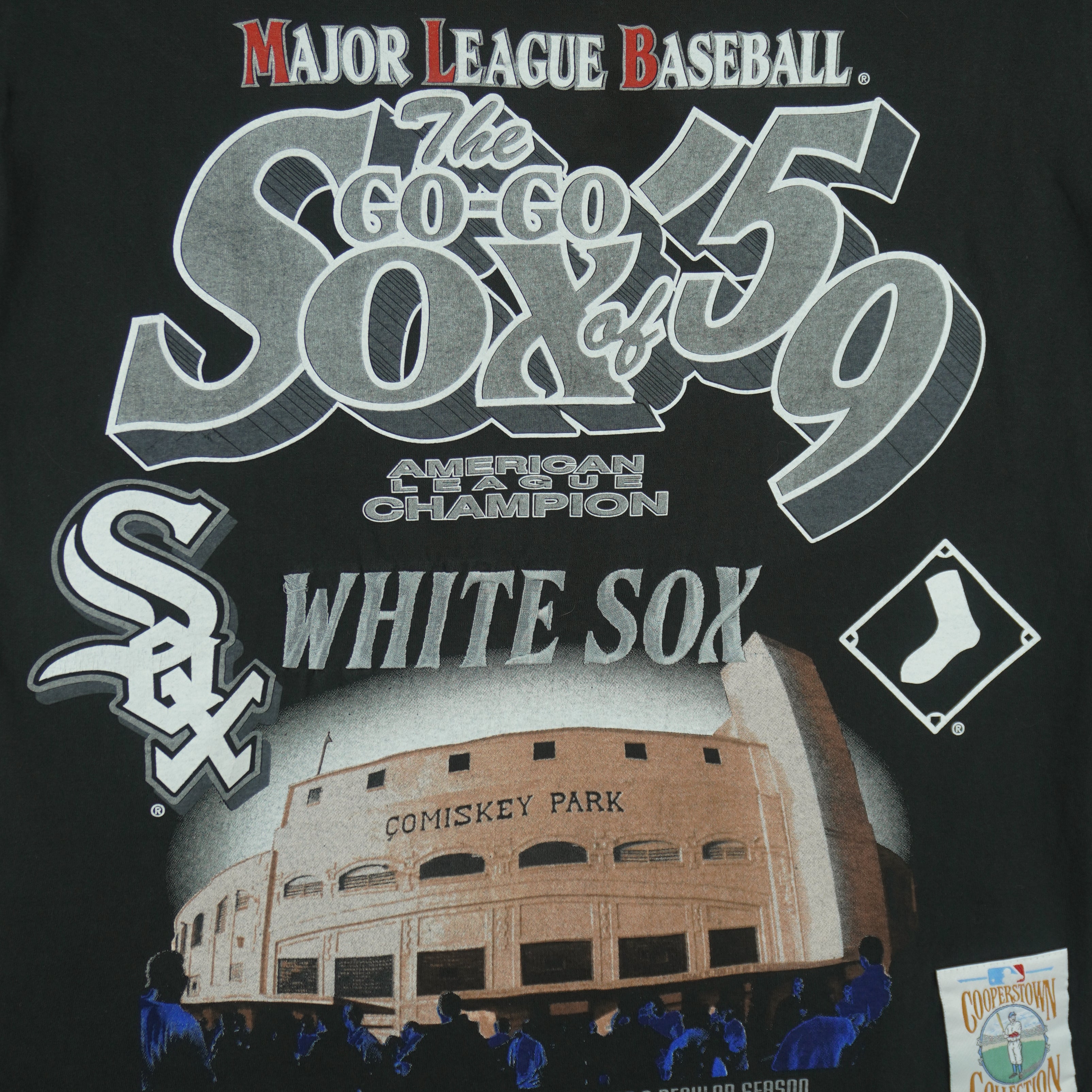 MLB (Team Rated) - Chicago White Sox The Go-Go Sox Of 59 Spell-Out T-Shirt 1995 Medium Vintage Retro Baseball