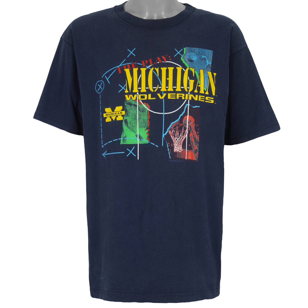 NCAA - Michigan Wolverines Basketball T-Shirt 1993 Large Vintage Retro Baskeball