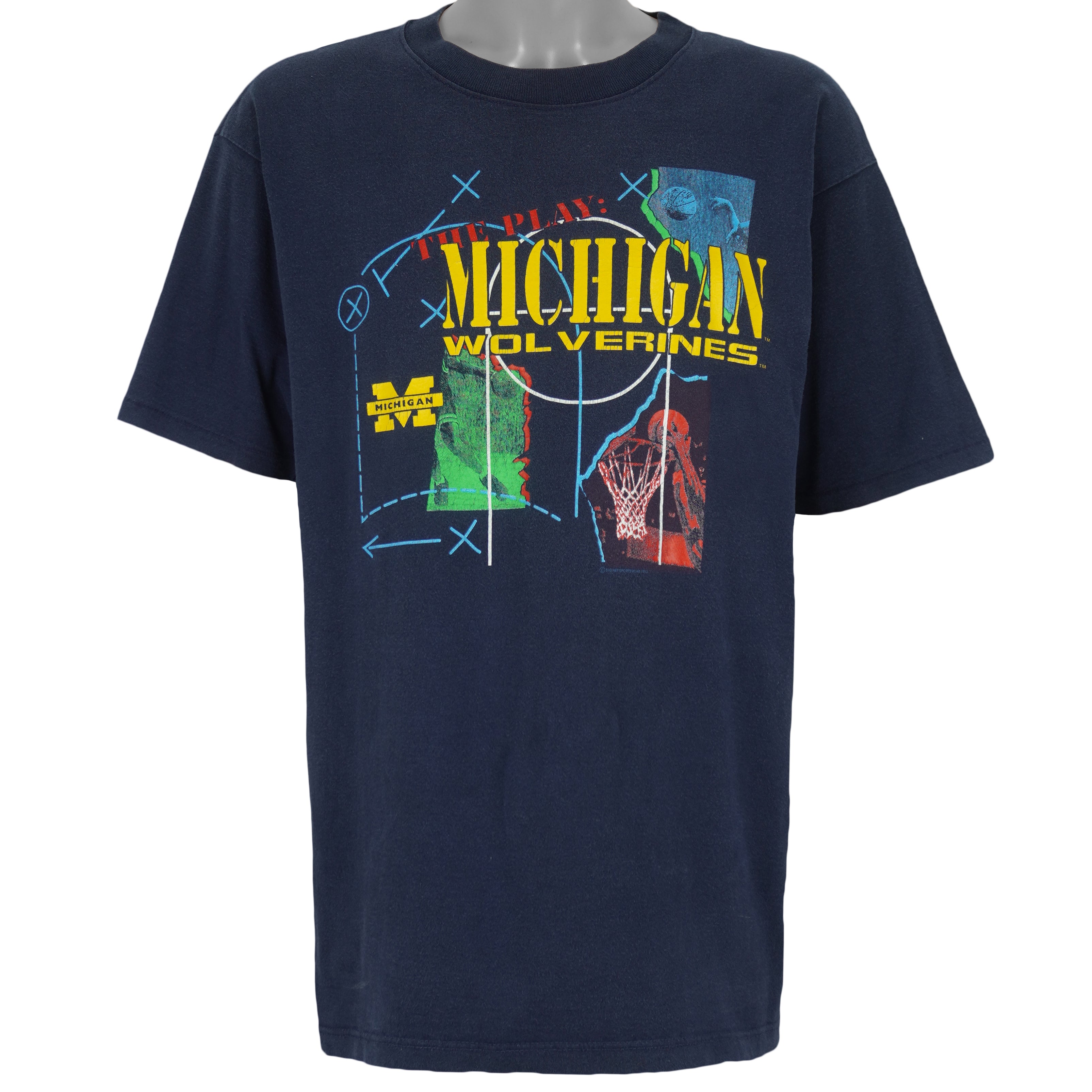 NCAA - Michigan Wolverines Basketball T-Shirt 1993 Large Vintage Retro Baskeball