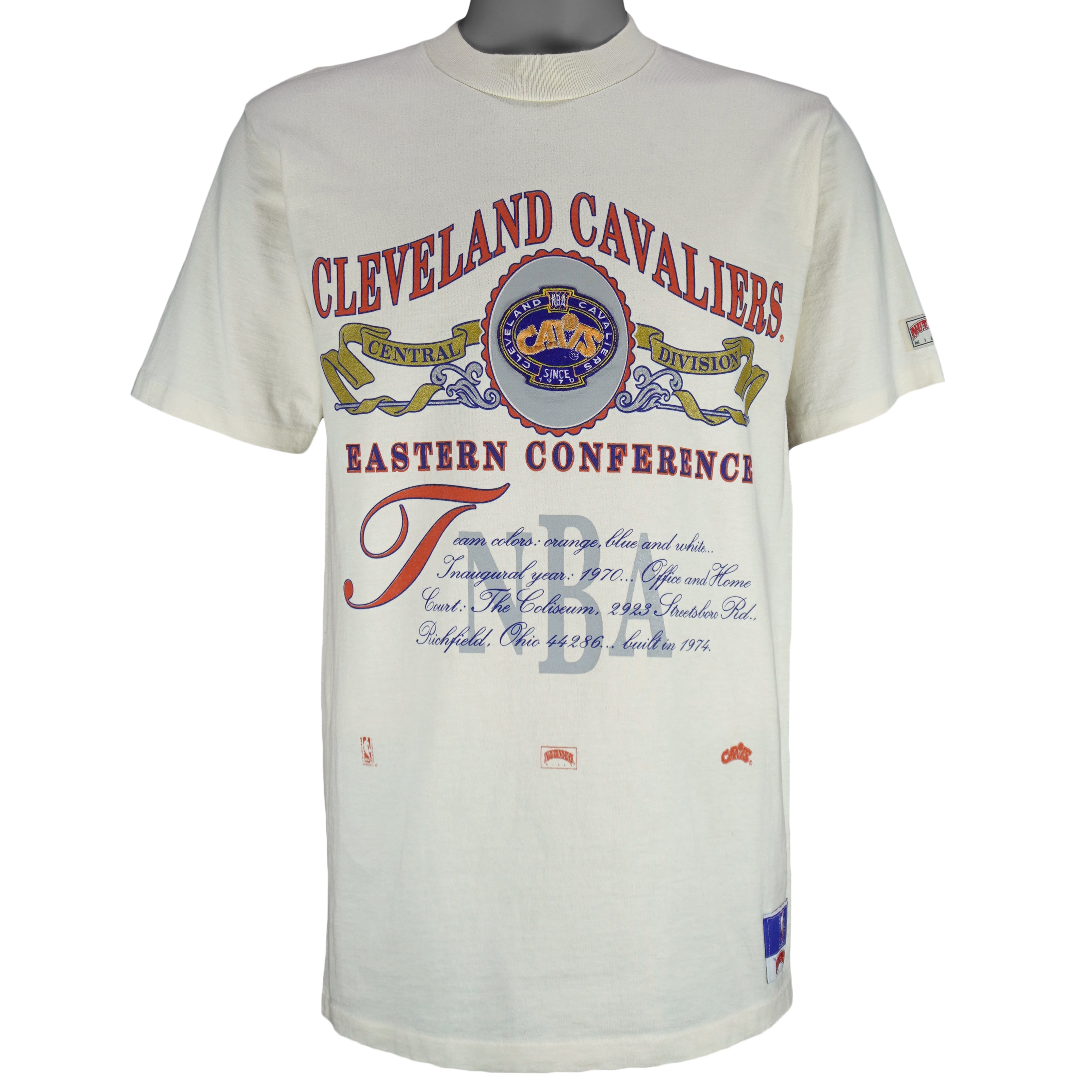 NBA (Nutmeg) - Cleveland Cavaliers, Central Division T-Shirt 1990s Large Vintage Retro Basketball